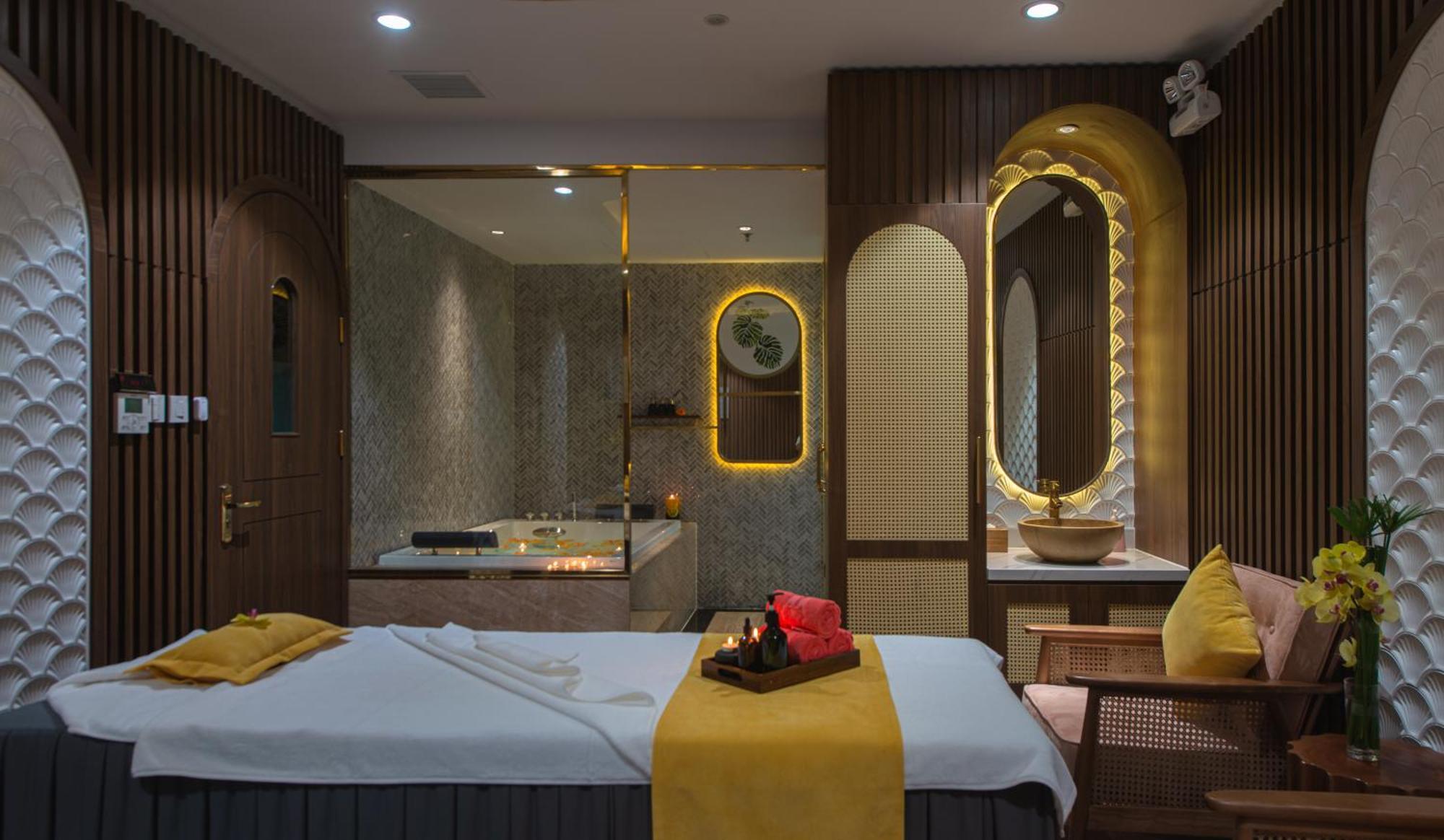Grand Tourane Nha Trang Hotel Zewnętrze zdjęcie